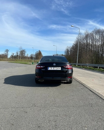 Skoda Superb cena 123000 przebieg: 123139, rok produkcji 2019 z Końskie małe 326